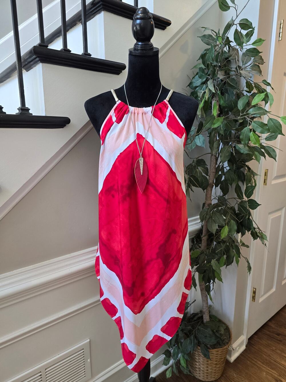 Alfani Halter Dress Woman SZ 0X Coral Red Abstract Back Keyhole Handkerchief Hem